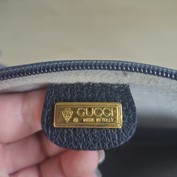 Authentic Gucci micro navy bag - Picture 11 of 15